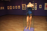 Ausstellung Mode sprengt Mieder - Silhouettenwechsel im Münchenr Stadtmuseum (Foto: Martin Schmitz)